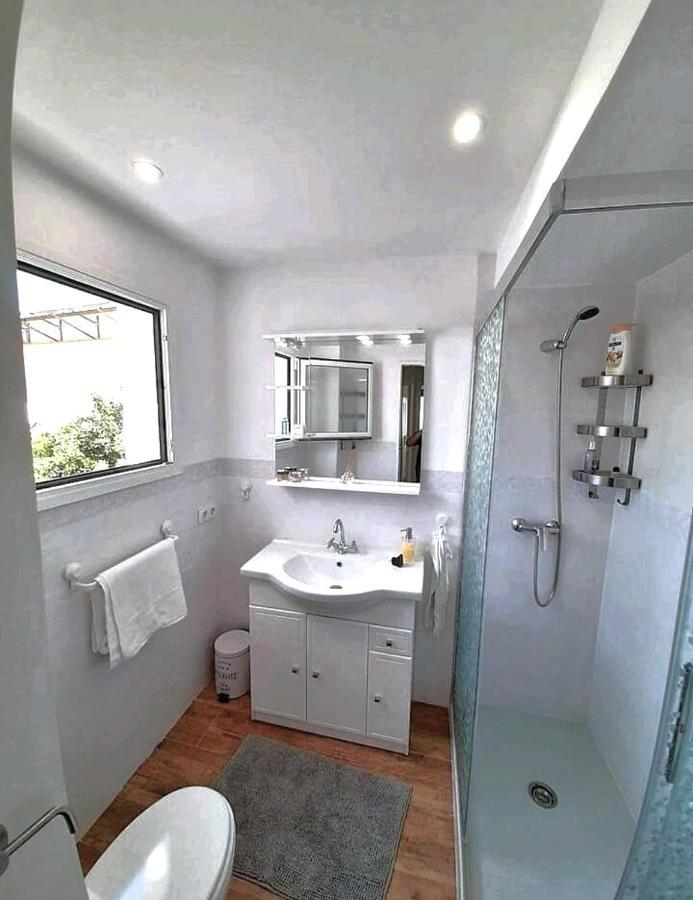 Roberta'S Guest House Севилья Экстерьер фото