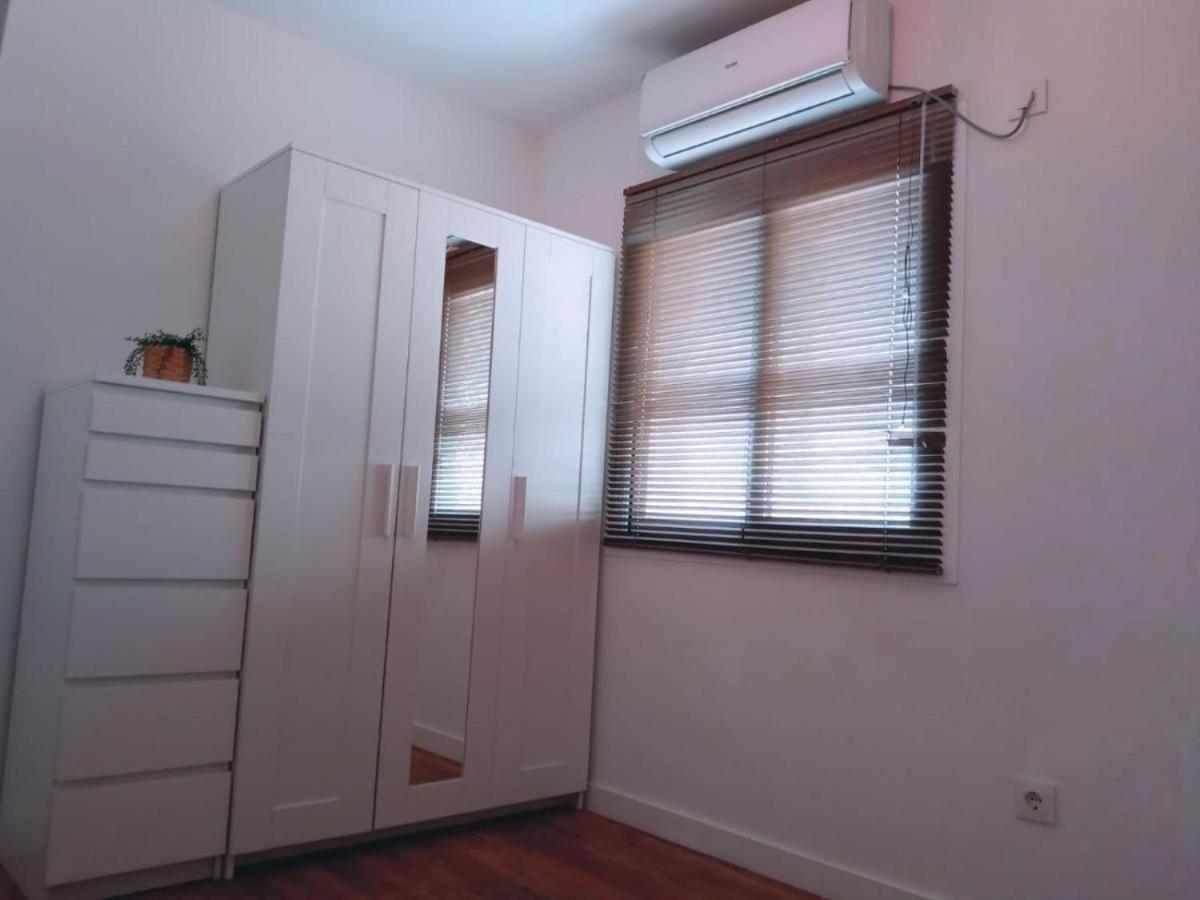Roberta'S Guest House Севилья Экстерьер фото
