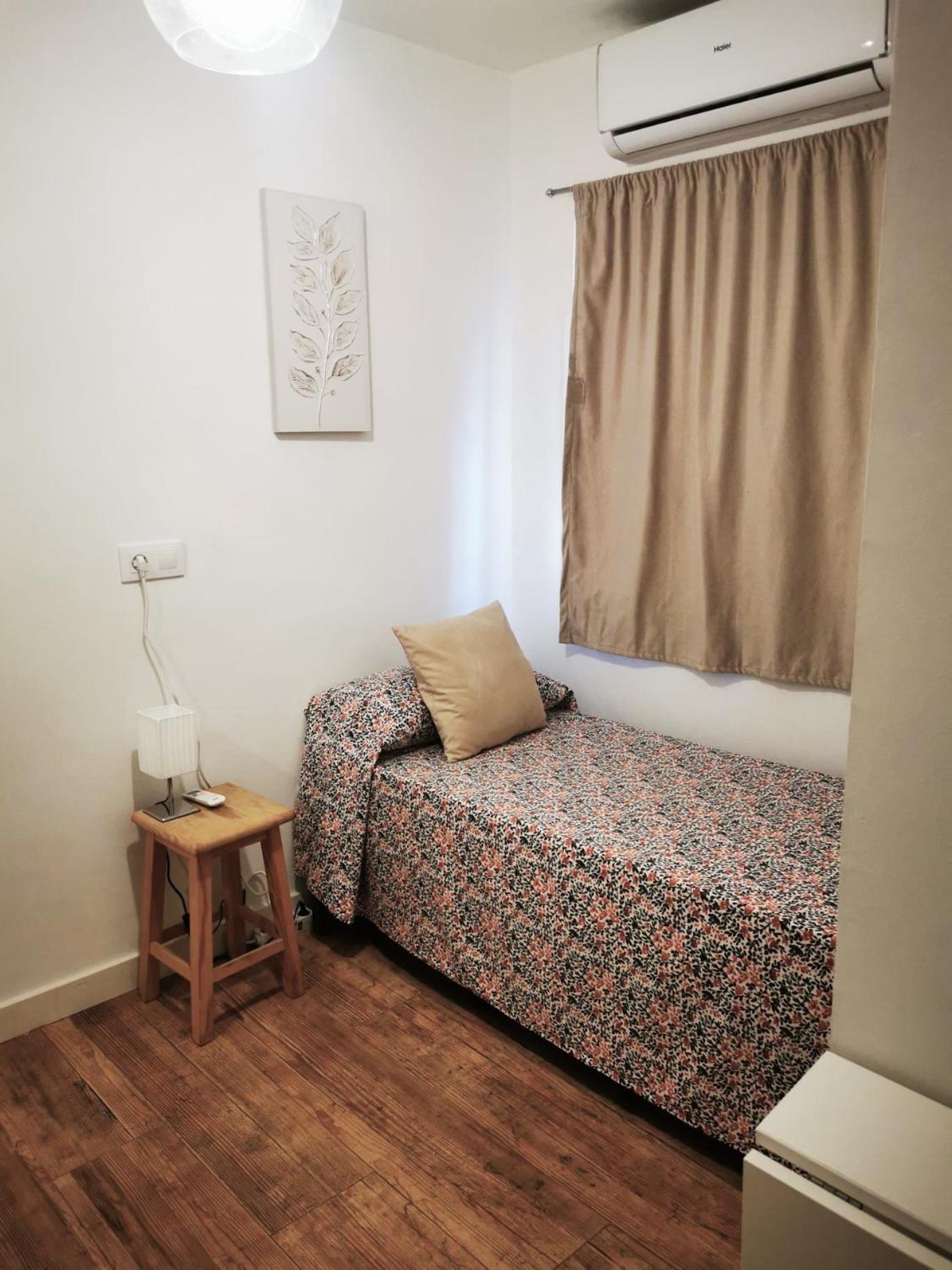 Roberta'S Guest House Севилья Экстерьер фото